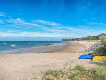 ile-de-noirmoutier-campings-des-roussieres-plage-de-la-claire-100432 Vendée des Iles